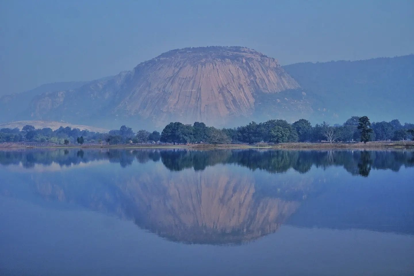 प्रदेश के पर्यटन को मिली नई पहचान : मधेश्वर पहाड़ को मिला शिवलिंग की विश्व की सबसे बड़ी प्राकृतिक प्रतिकृति के रूप में मिलीमान्यता